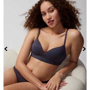 NWT SOMA Lingerie Enbliss Wireless Bra 34D Gray Ink